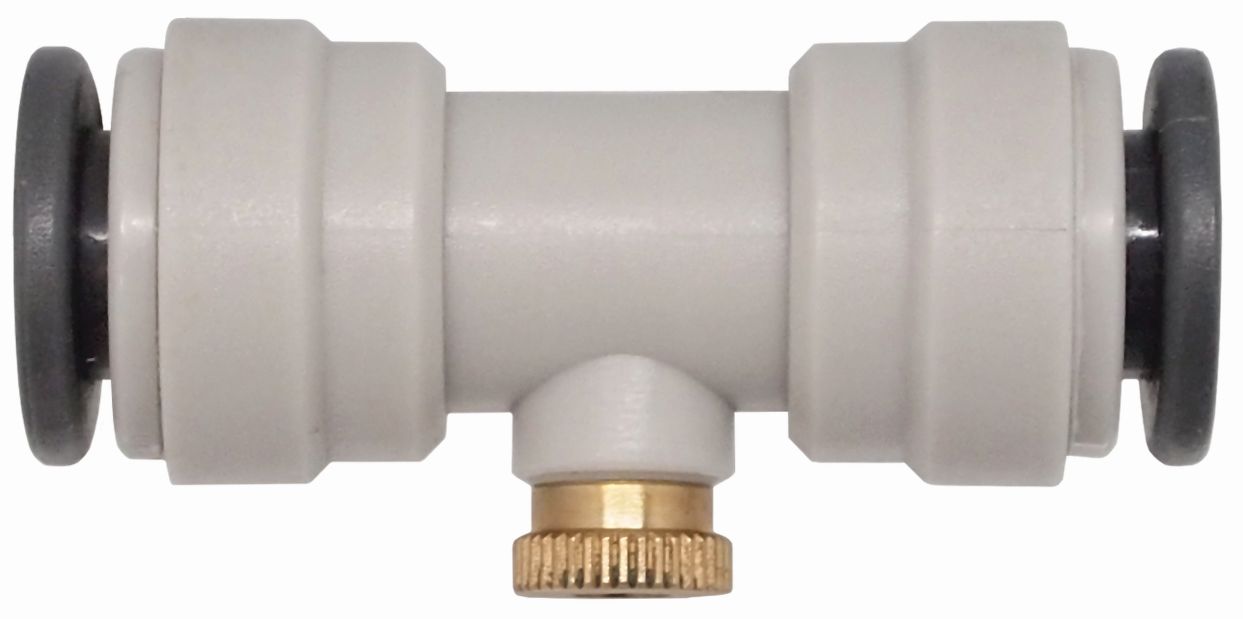 Unión automática 3/8” con tobera nebulizadora de latón  | C5104